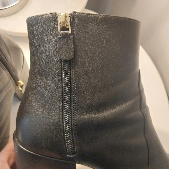 Stuart Weitzman Quinn Ankle Booties - Picture 9 of 12